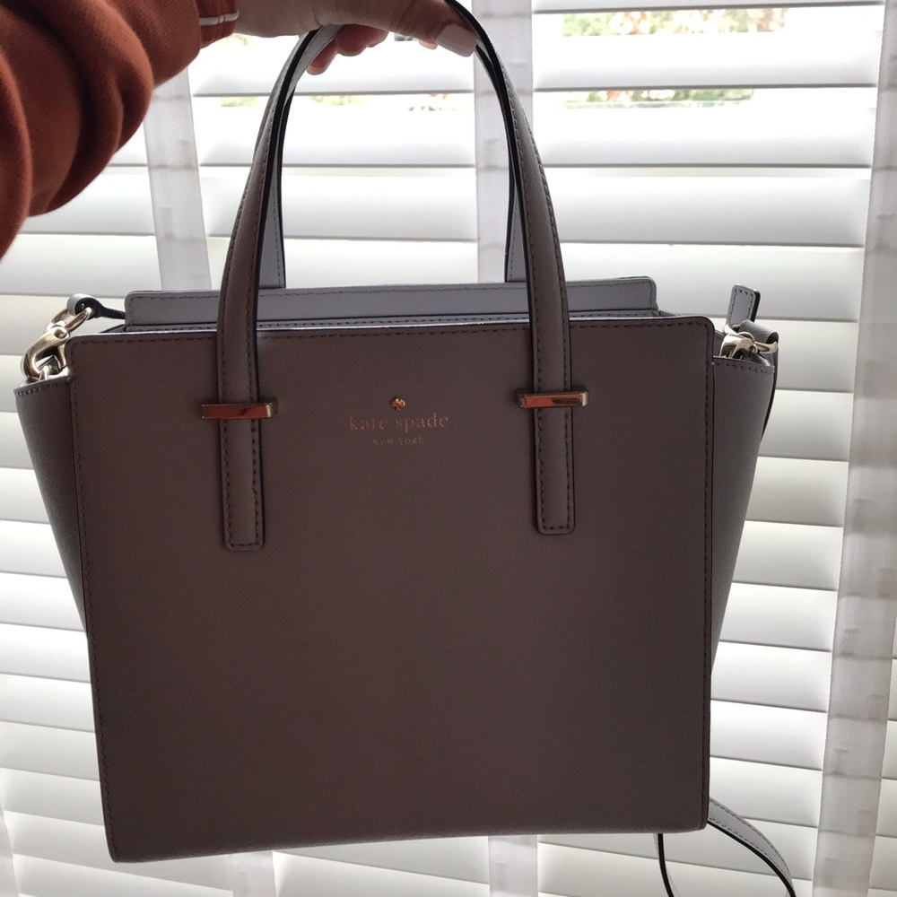 Kate Spade Cedar Street Small Hayden in Stone Ice